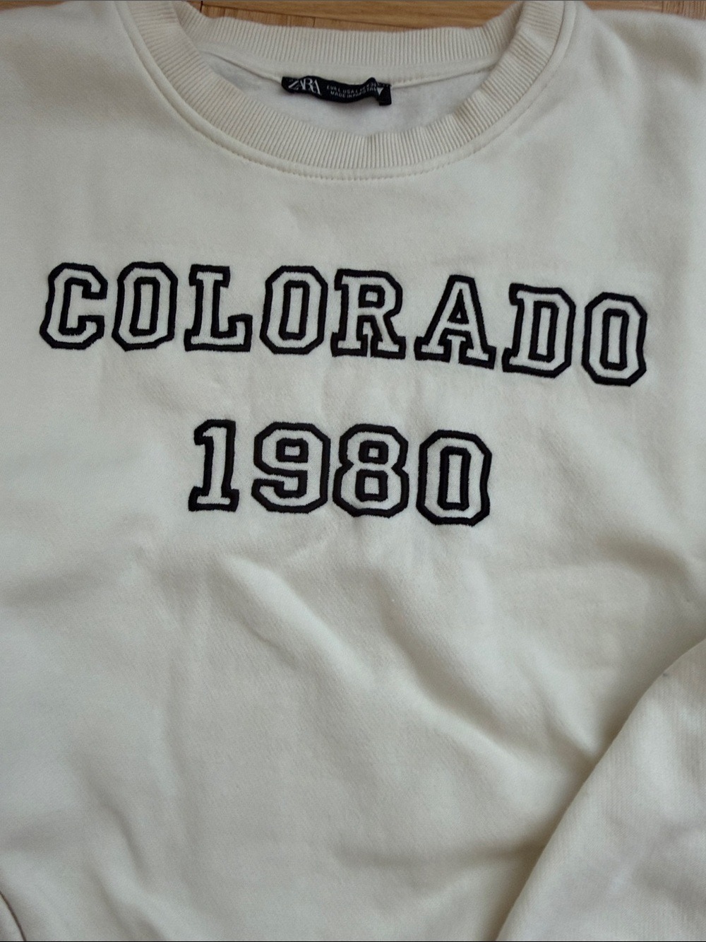 Zara Cream Sweatshirt Black Embroidered Letters Medium HD4829 - Picture 3 of 5